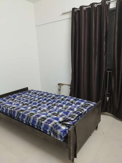Single Room for Female In 2 BHK  In Shapoorji Pallonji Joyville Skyluxe In Hadapsar