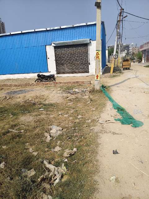 Godown/Warehouse in 1, Greater Noida W Rd, Greater Noida for Rent 