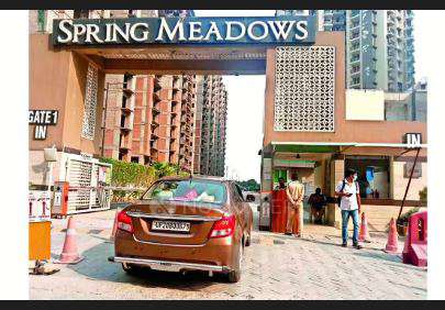 Shop in Spring Meadows, Noida for Rent 