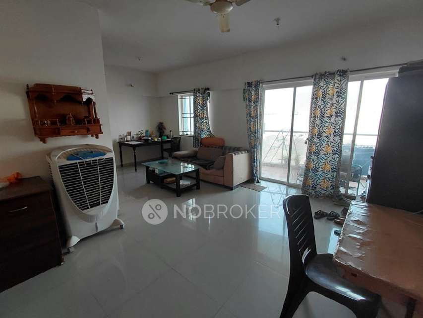 Shared Room for Female In 2 BHK  In Megapolis Sunway In Hinjawadi