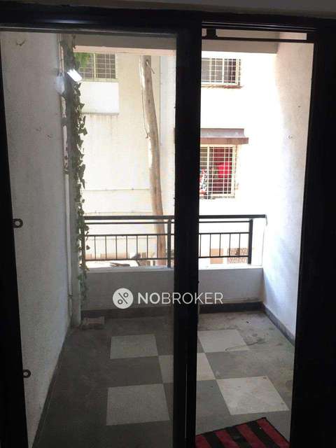 Shared Room for Male In 4 BHK  In Sai Datta Housing Society In Pimpri-chinchwad