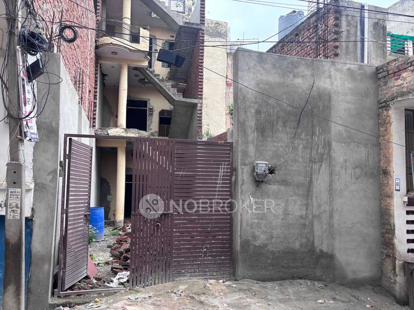 4+ BHK House For Sale  In , Guldhar