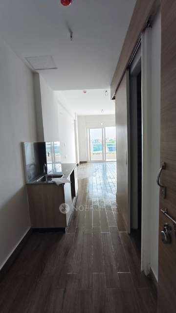 1 RK Villa In Gaur Aerocity for Rent  In Sector 19