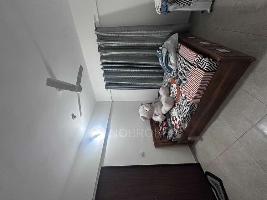 Single Room for Male In 3 BHK  In  Yashone Eternitee In Hinjewadi