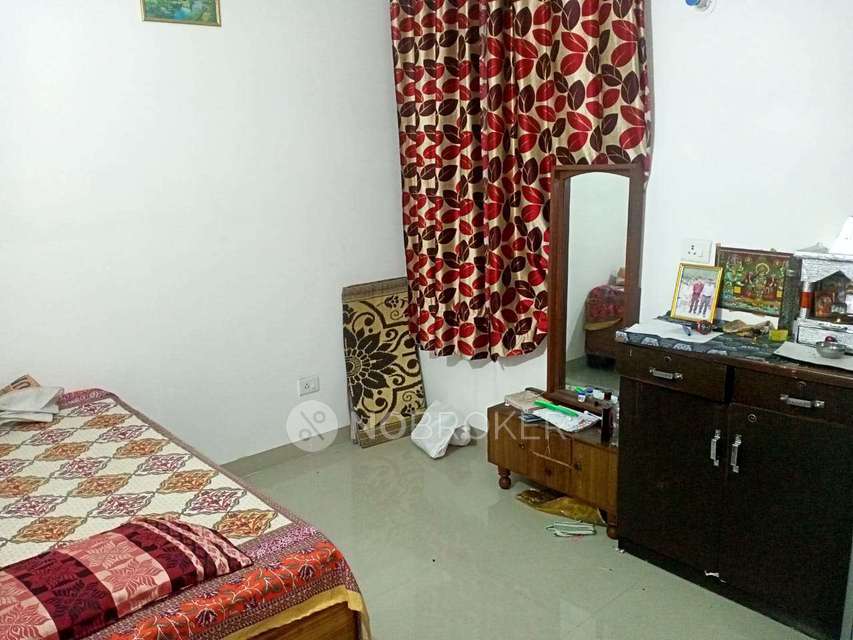 2 BHK Flat In Hcbs Sports Ville For Sale  In Sector 2 