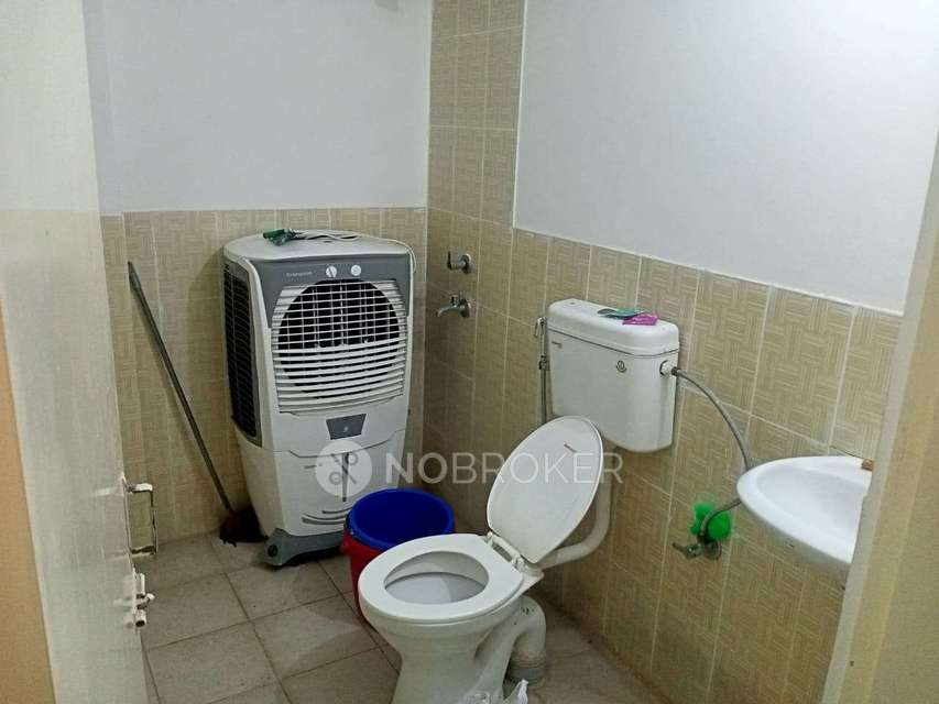 2 BHK Flat In Hcbs Sports Ville For Sale  In Sector 2 