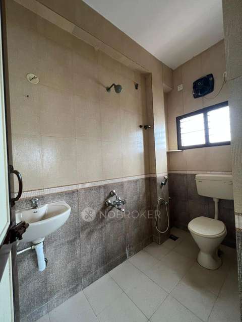 2 BHK Flat In Nethaji Anitha Homes For Sale  In Venkateshwara Nagar