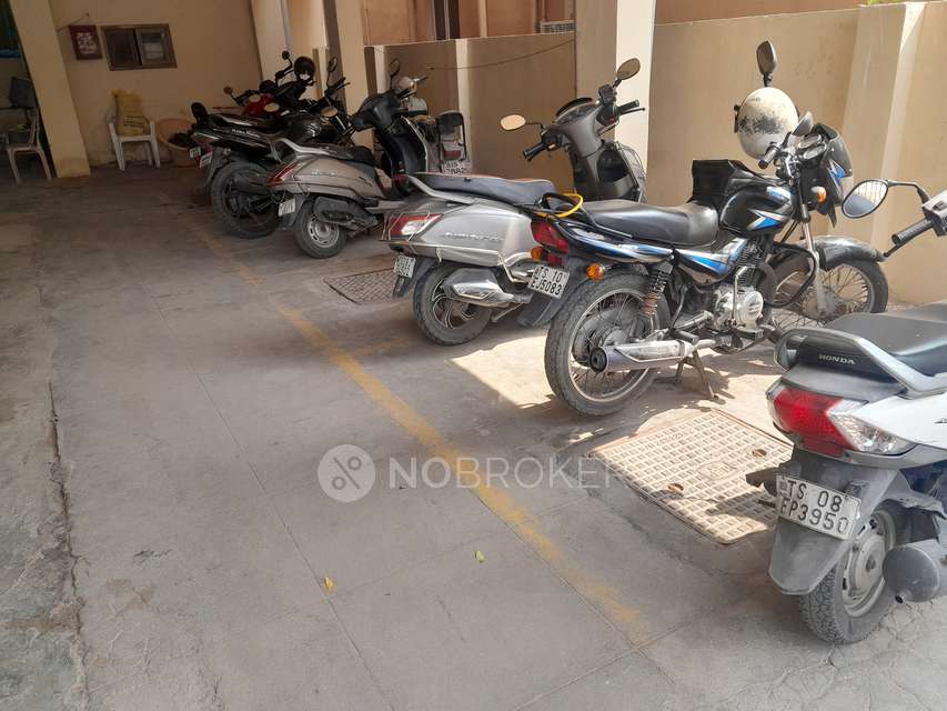 2 BHK Flat In Gandham Plaza For Sale  In New Bowenpally