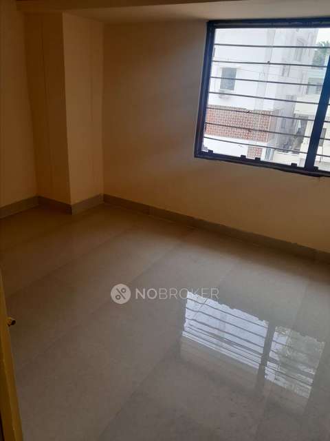 2 BHK Flat In Gandham Plaza For Sale  In New Bowenpally