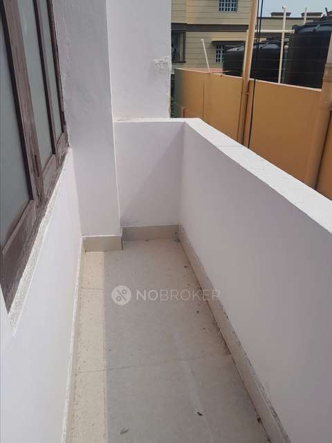 2 BHK Flat In Gandham Plaza For Sale  In New Bowenpally