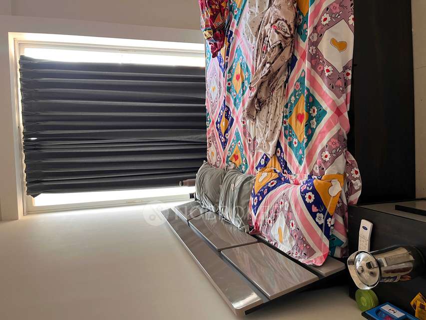 2 BHK Flat In Urban Nest Co Op Hsg Soc Ltd For Sale  In Pune