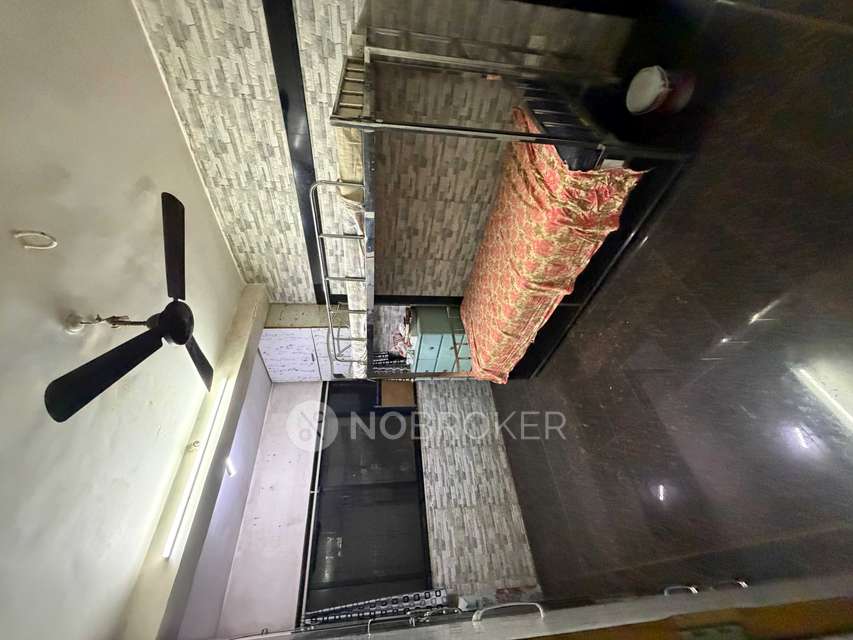 1 BHK Flat In Veena Nagar Chs for Rent  In Malad West