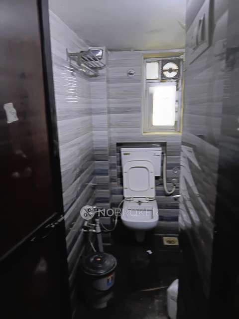 1 BHK Flat In Veena Nagar Chs for Rent  In Malad West