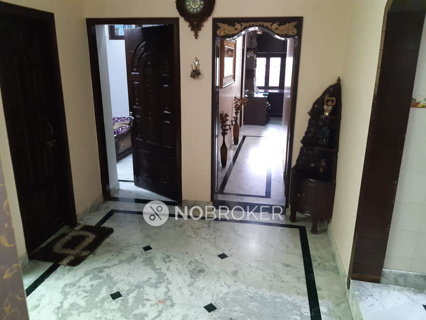4 BHK Flat In Mahendru Enclave For Sale  In Gujranwala Town