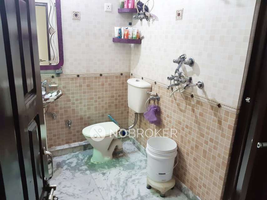 4 BHK Flat In Mahendru Enclave For Sale  In Gujranwala Town