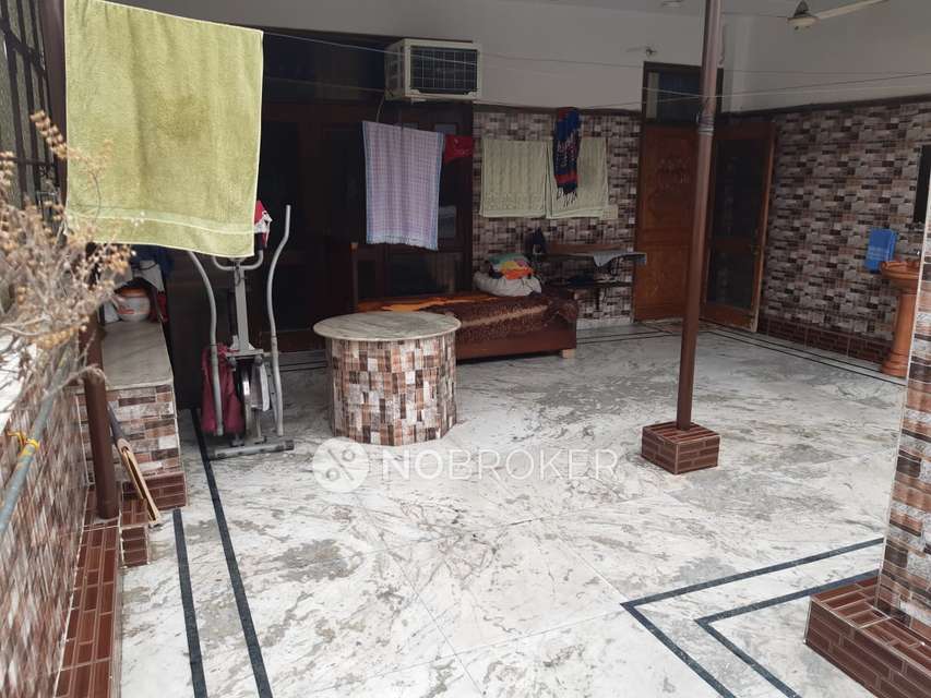 4 BHK Flat In Mahendru Enclave For Sale  In Gujranwala Town