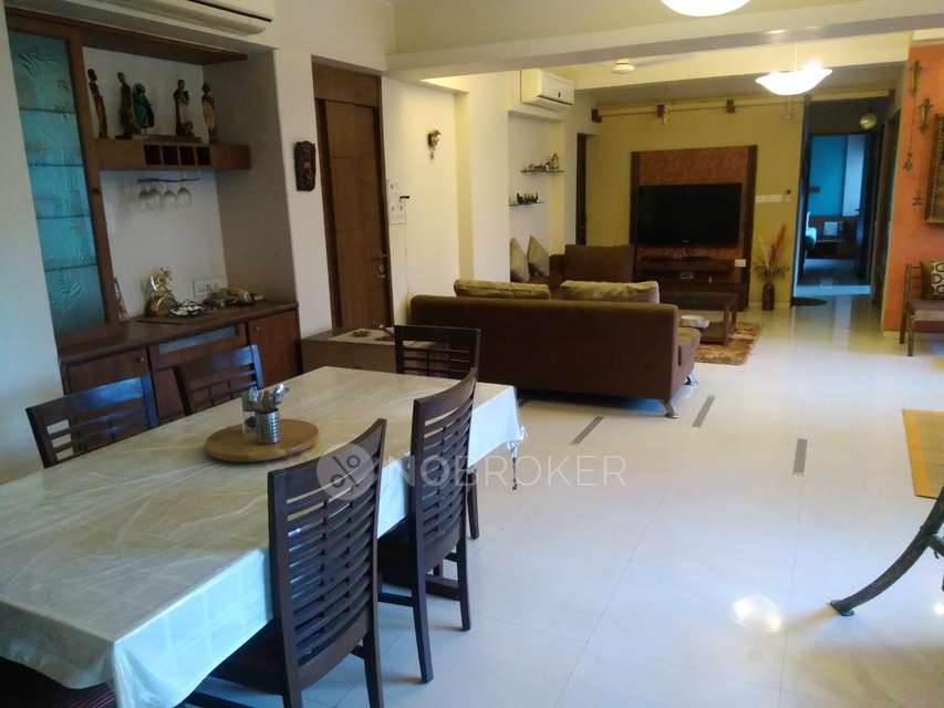 4+ BHK Flat In Vijay Vilas Society For Sale  In Thane West