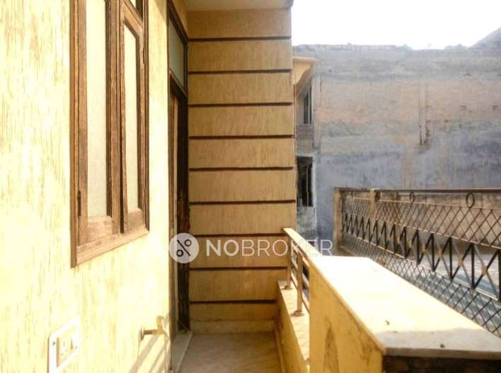 3 BHK Flat In Standalone Building  For Sale  In Uttam Nagar