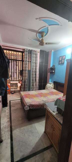2 BHK Flat For Sale  In Janakpuri