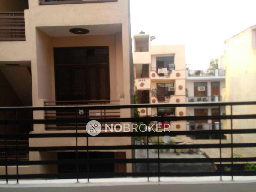 3 BHK Flat For Sale  In Uttam Nagar