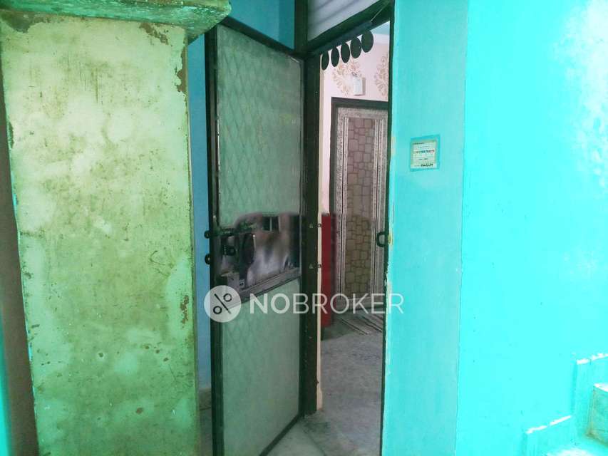 1 BHK Flat In Builder Floor For Sale  In Sangam Vihar