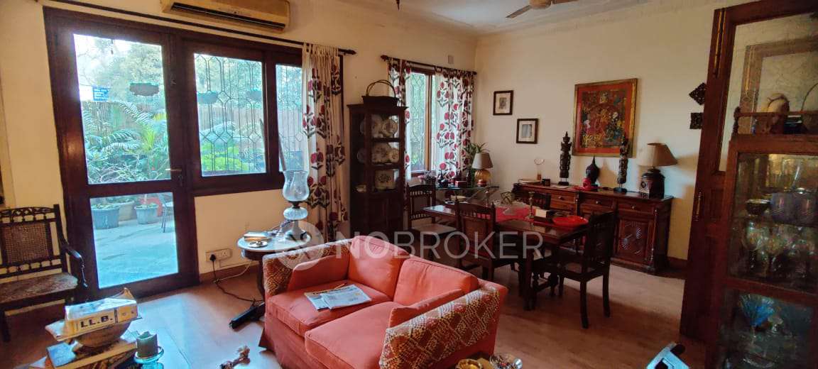 3 BHK Flat In Geetanjali Enclave  For Sale  In Malviya Nagar