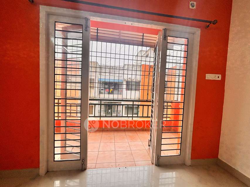 2 BHK Flat In Sri Venkateswara Vrisa For Sale  In Adambakkam