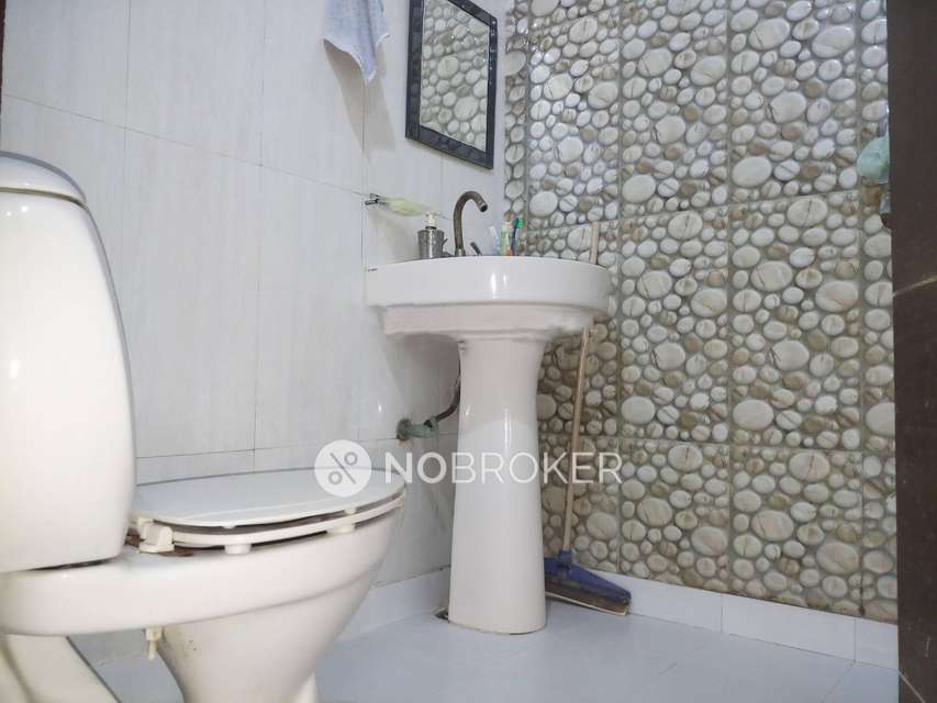 3 BHK Flat In Standalone Building  For Sale  In Sector - 49