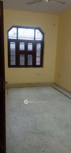 2 BHK Flat for Rent  In Sector 12
