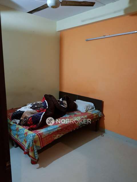2 BHK Flat In Standalone Building  for Rent  In Palam 