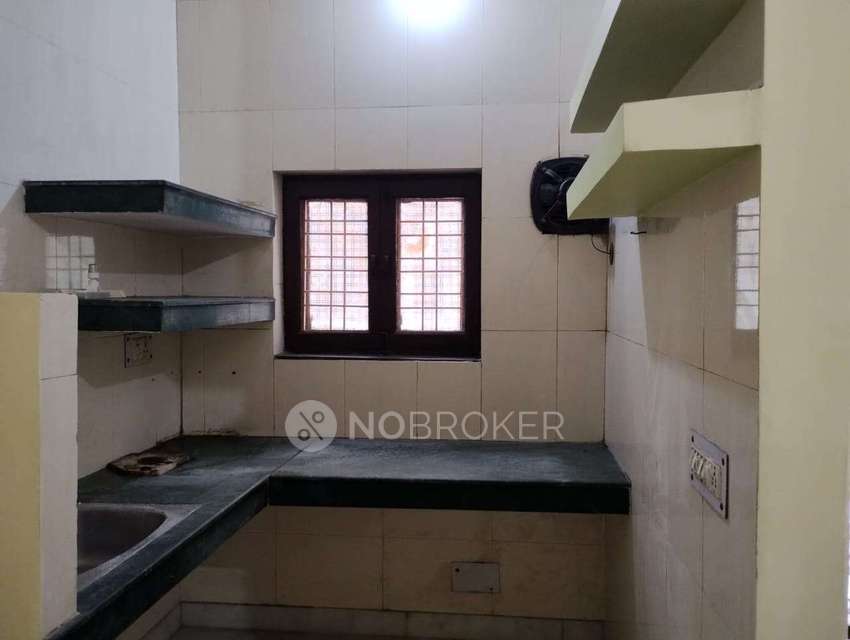 1 BHK Flat for Rent  In Chhatarpur