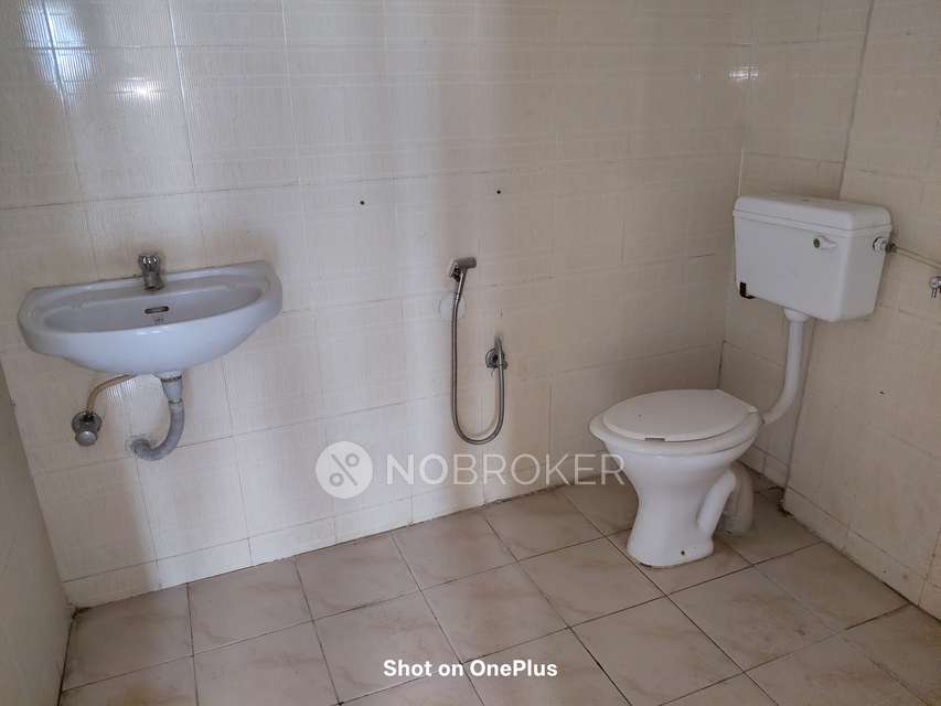 2 BHK Flat In Venkatadri Towers Pragathi Nagar For Sale  In Pragathi Nagar