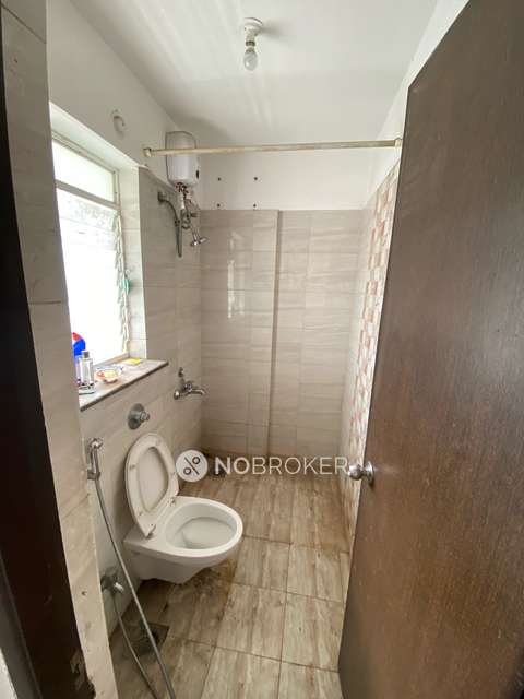 2 BHK Flat In Victory Tower for Rent  In Hadapsar