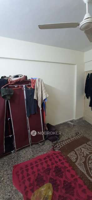 Shared Room for Male In 2 BHK  In Girichaya Apartment In Gokhalenagar - Vetal Hill Rd