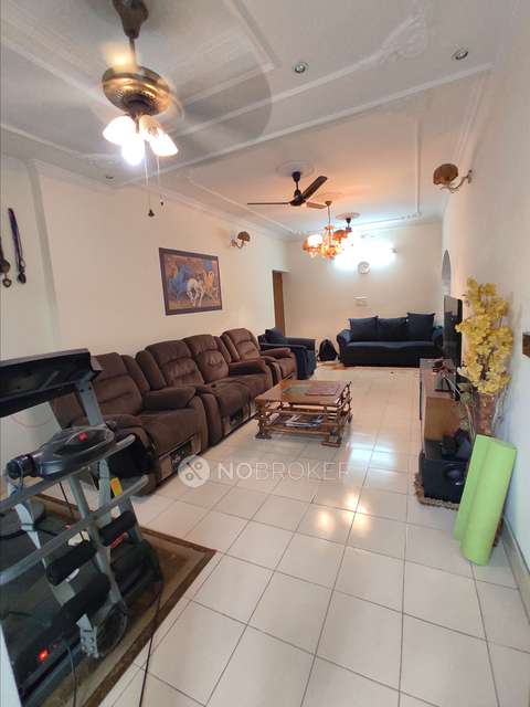 4 BHK Flat In Apartment For Sale  In Vasant Kunj