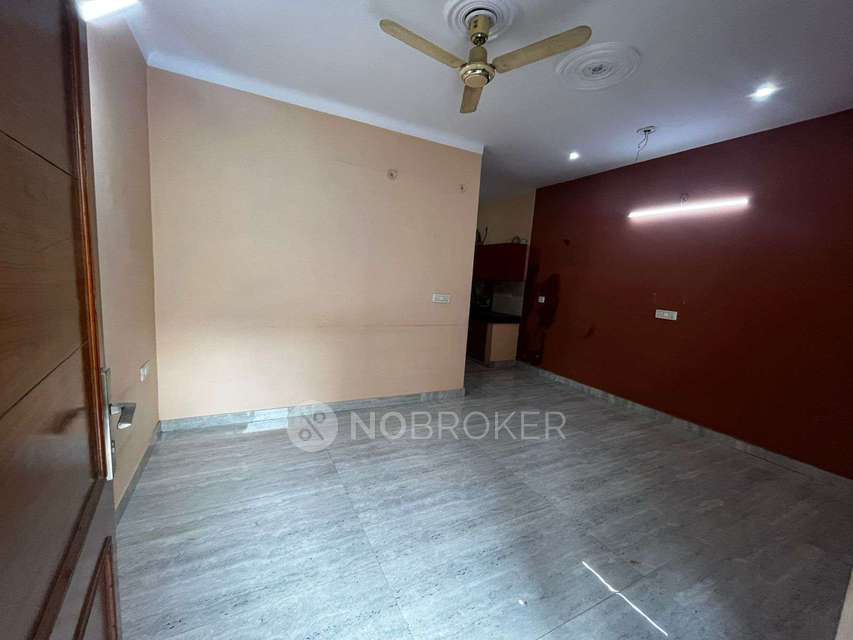 1 BHK Flat for Rent  In Palam Vihar