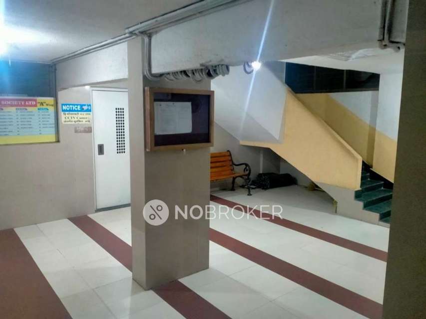 1 BHK Flat In Om Sai Ganga Chs For Sale  In Vile Parle