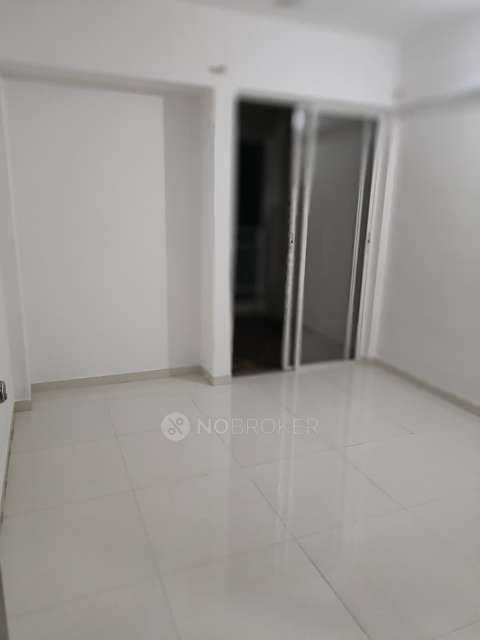 2 BHK Flat In Majestique Manhattan for Rent  In Wagholi, Pune