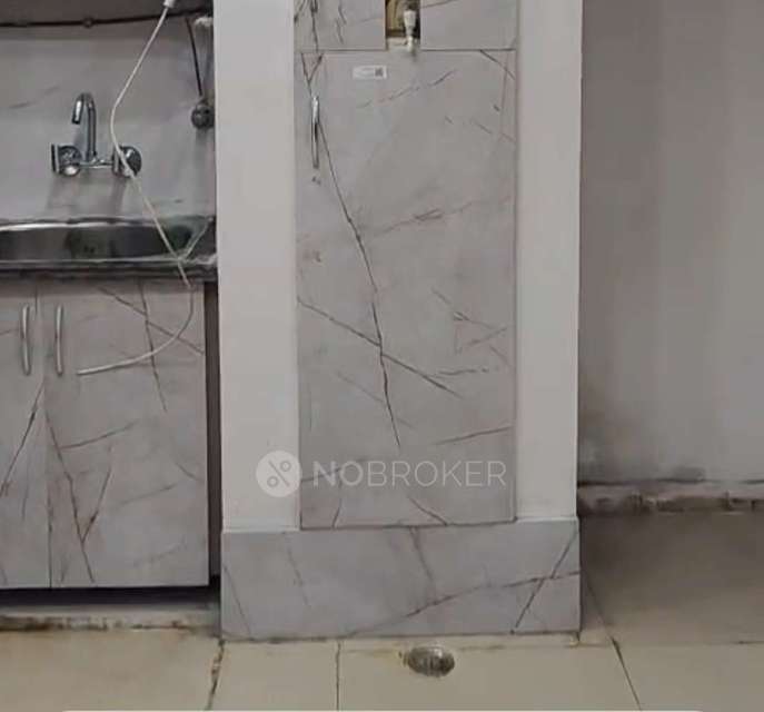 2 BHK Flat In Galaxy Vega Techzone-iv for Rent  In Noida Extention