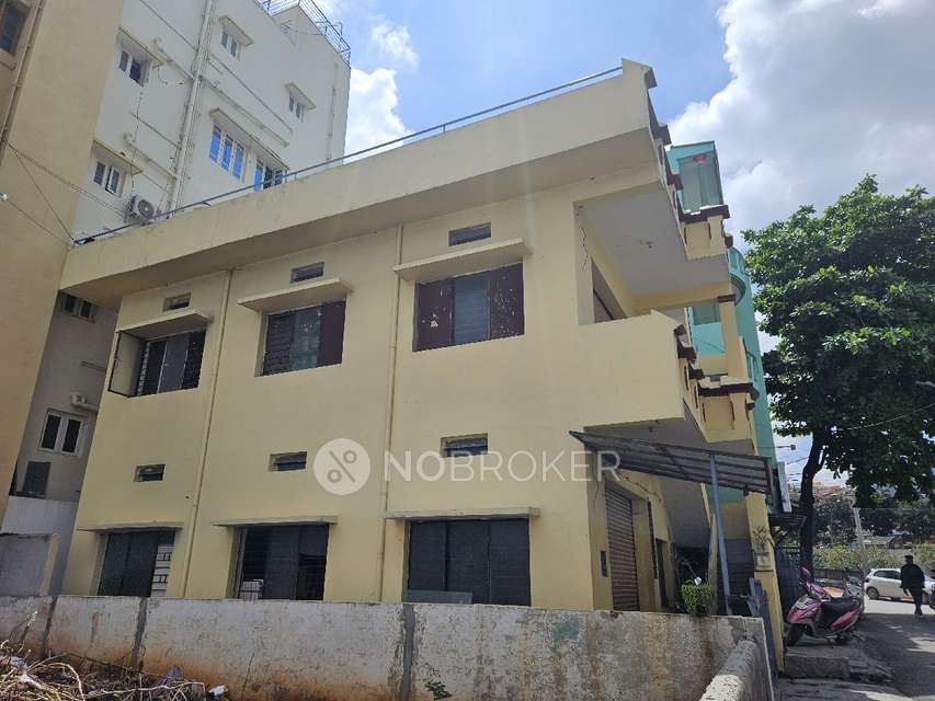 Industrial Building in Ff Layout, Bangalore for Rent