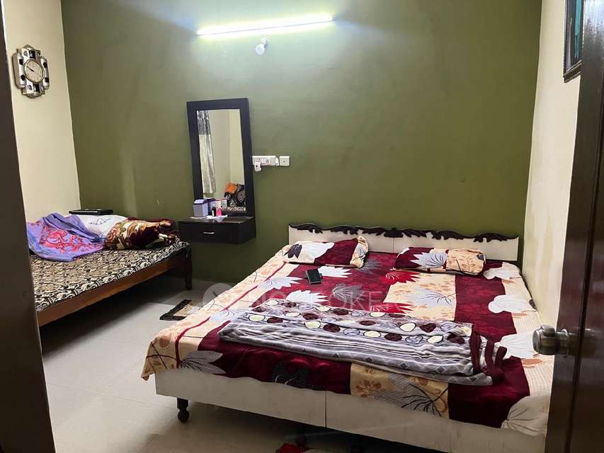 3 BHK Flat For Sale  In Santa Saket Colony