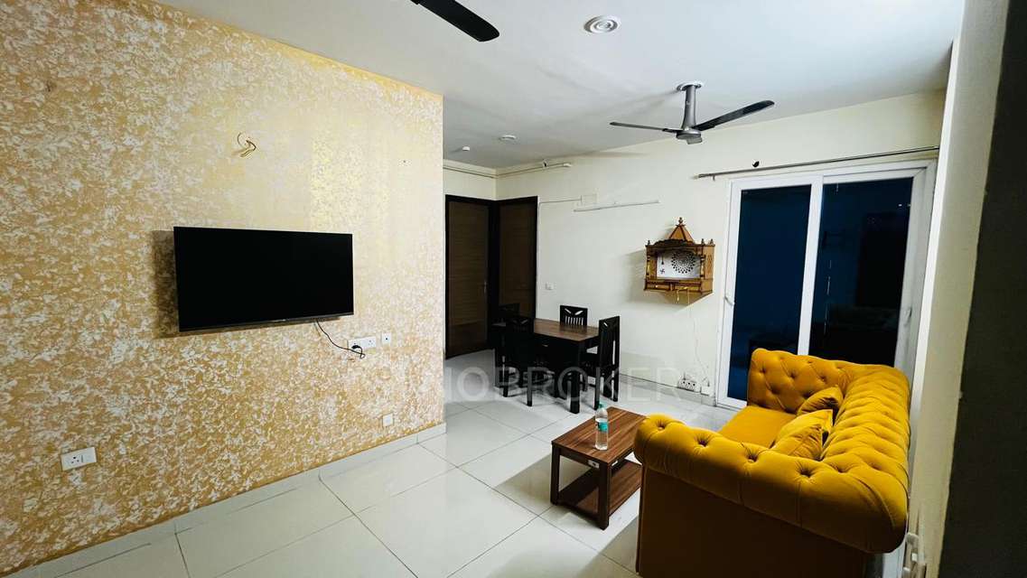 2 BHK Flat In Saya Gold Avenue for Rent  In Indirapuram
