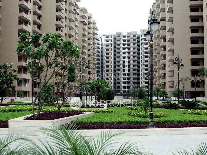 2 BHK Flat In Gaur Cascades for Rent  In Raj Nagar Extension
