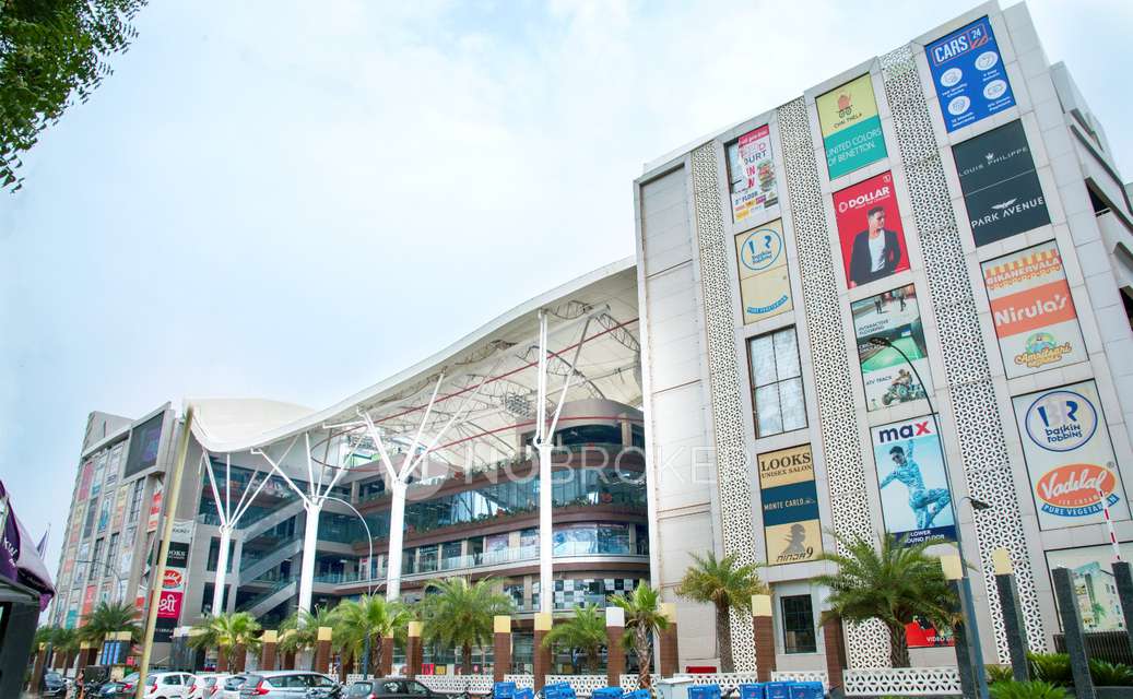 Shop in Kw Delhi 6, Ghaziabad for sale 