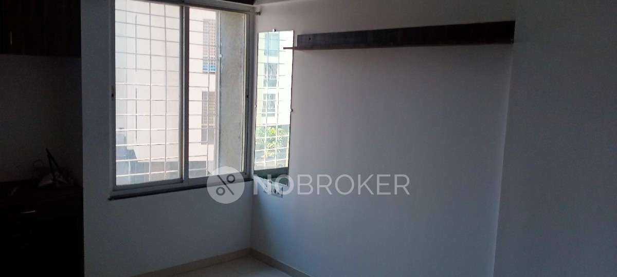 1 BHK Flat In Majestique Aqua For Sale  In Phursungi, Pune