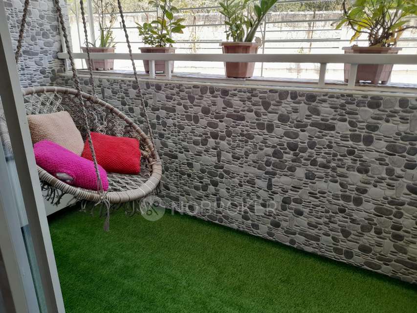 2 BHK Flat In Bm Glorietta for Rent  In Whitefield