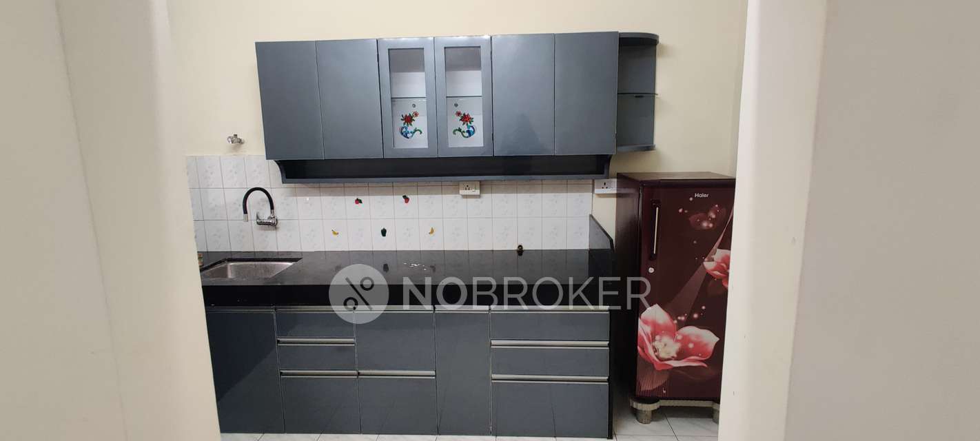 Shared Room for Male In 2 BHK  In Eden Garden,  In Viman Nagar Central, Pune