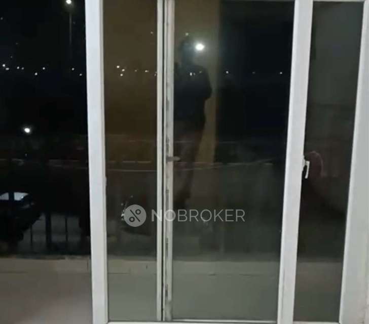 2 BHK Flat In Amrapali Zodiac for Rent  In Sector - 120