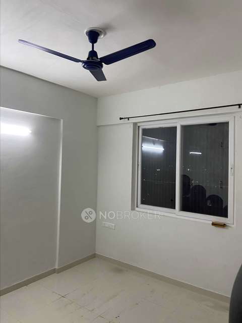 2 BHK Flat In Pacifica Aurum Pride Tower for Rent  In Padur