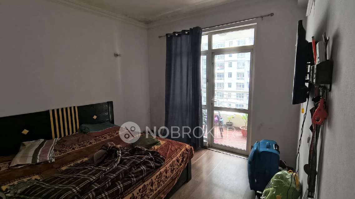 2 BHK Flat In Raheja Vedaanta for Rent  In Sector 108